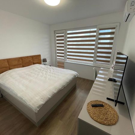 Dety'S Apartment Бургас Экстерьер фото