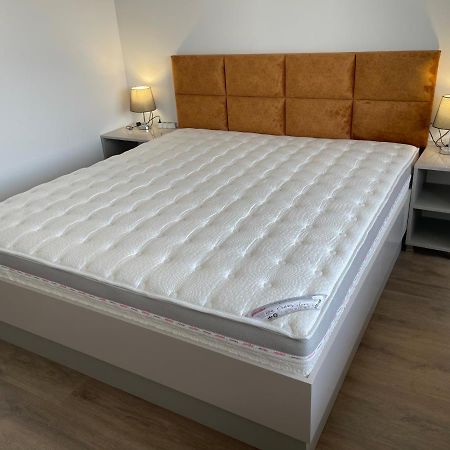 Dety'S Apartment Бургас Экстерьер фото