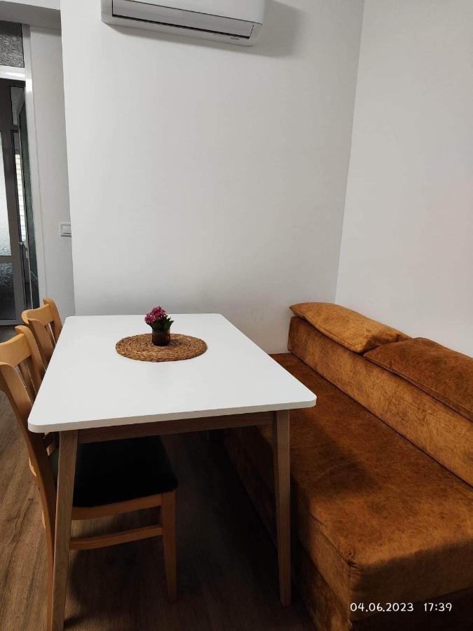 Dety'S Apartment Бургас Экстерьер фото